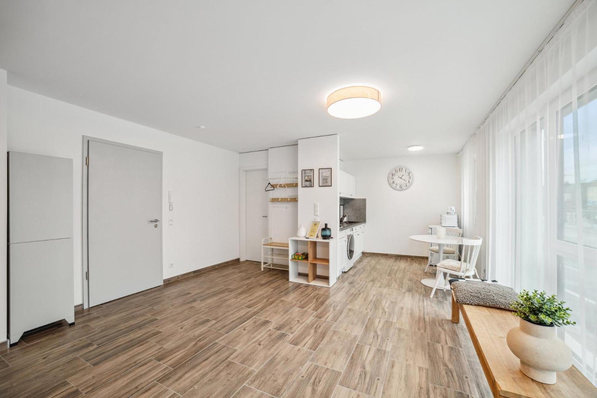 Sali Homes Elegant And Stylish Retreat In Heart Of Bayreuth, Close To River المظهر الخارجي الصورة